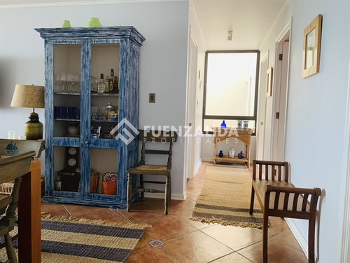 Departamento Amoblado En Venta De 3 Dorm. En Santo Domingo