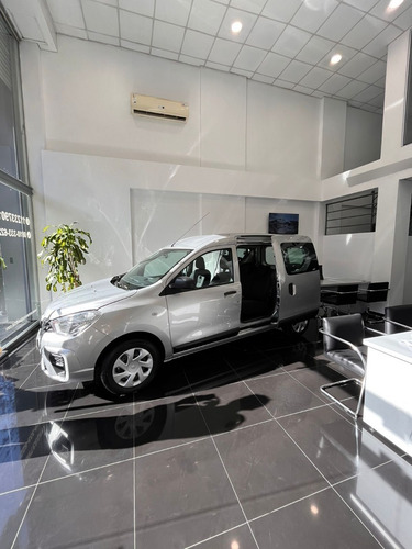 Imagen 7 de 17 de Renault Kangoo Ii Life 1.6 Patentada Sin Rodar Oferta !!!
