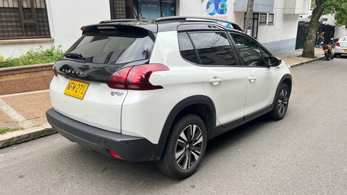 Peugeot 2008 1.6 Style