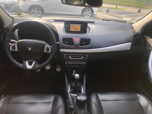 Imagen 9 de 13 de Renault Fluence 2012 2.0 Sport T 180cv