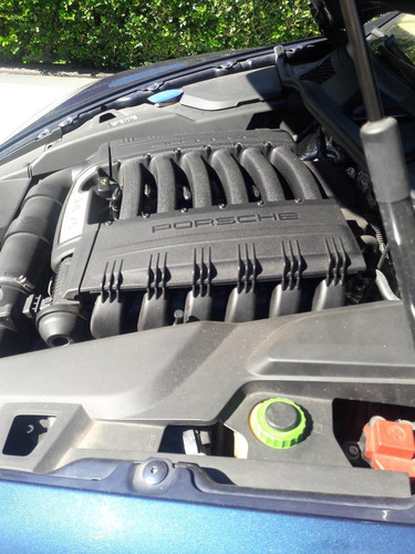 Porsche Cayenne 2011 Completa
