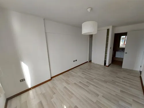 Departamento En Arriendo De 2 Dorm. En Concepción