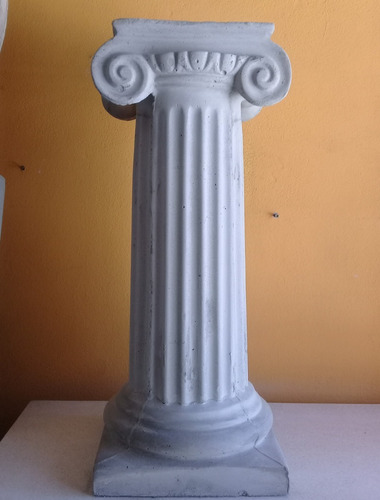 Columna Jónica Cemento 60