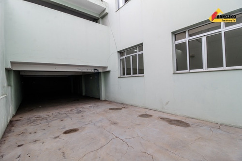 Imagem 19 de 28 de Casa À Venda, 3 Quartos, 1 Suíte, 2 Vagas, Centro - Divinópolis/mg - 32510