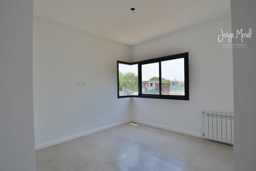 Casa Interno #0-100 - Pilar Del Este - San Ramiro - 528m2 #id 14128