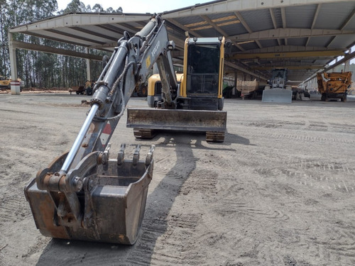 Imagem 4 de 8 de Escavadeira Volvo Erc88
