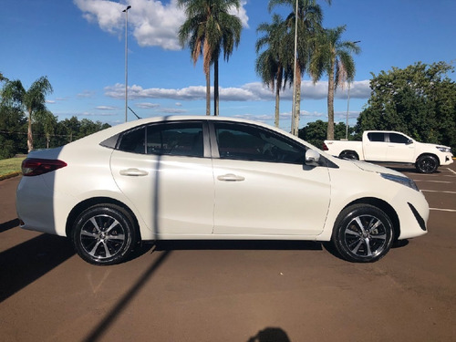 Imagem 6 de 14 de Toyota Yaris 1.5 16v Flex Sedan Xs Multidrive