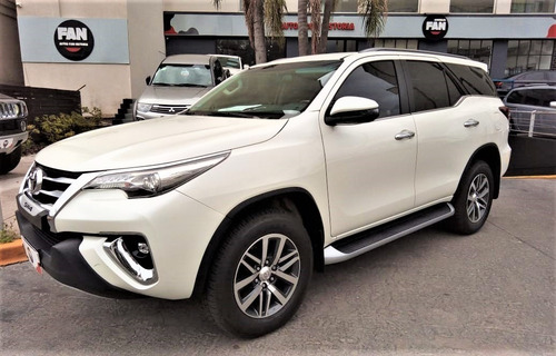 Toyota Sw4 4x4 Srx 2.8 Tdi 6 A/t 7a