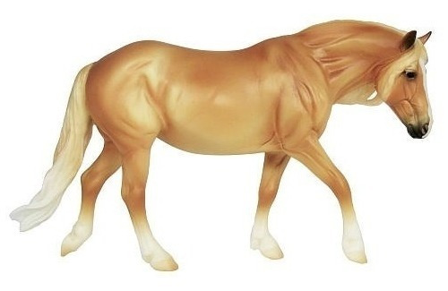 Breyer Classic Horses - Castaño Haflinger