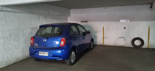 Encomenderos / Vitacura - Nivel Calle - 2 Estacionamientos