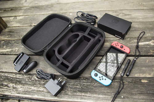 Basics Funda Nintendo Switch Oled Negra 30 X 12 X 23