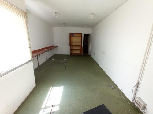 Imagen 3 de 4 de Apartamento -apartamento En Ciudad Vieja, Prox Plaza Zabala!!