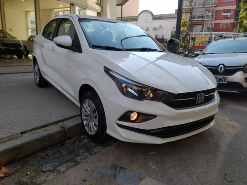 Imagen 2 de 15 de Fiat Cronos 0km My22 Nuevo Attractive 1.3 99cv Gse Stock