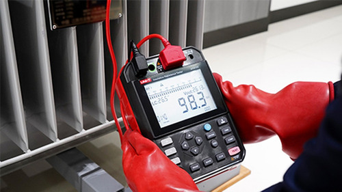 Uni-t Megóhmetro Tester De Resistencia De Aislación Ut513b