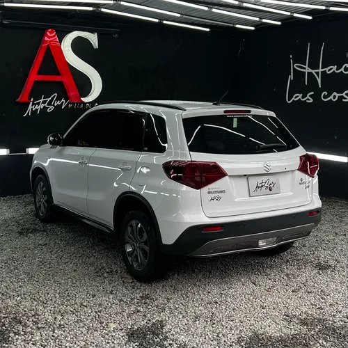 Suzuki Vitara 1.6 Live