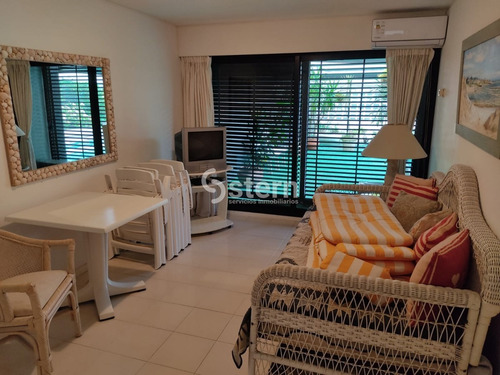 Venta Apartamento 4 Dormitorios, Puerto-peninsula, Punta Del Este- Ref: 1589