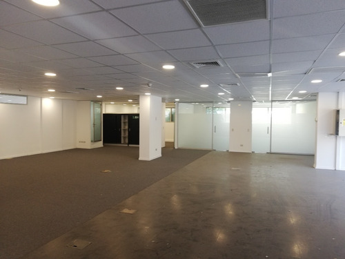 Local Arriendo Rebajado Vitacura Con Luis Pasteur