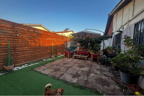 Casa Remodelada. Amplio Patio. Acceso A Club House