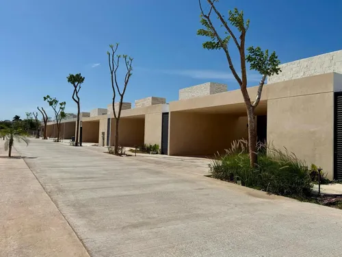 Casa En Venta En Mérida, Adana Residencial, Xcanatún ( Mod. B)