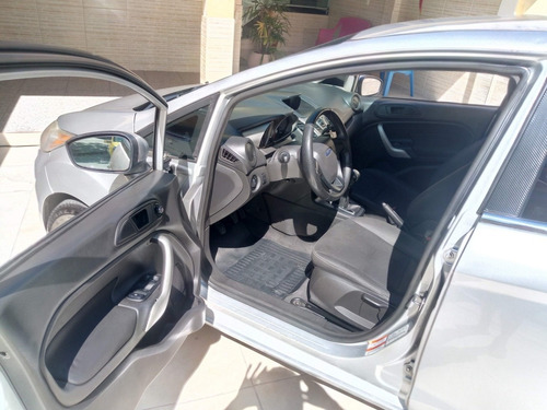 Imagem 8 de 12 de New Fiesta Sedan 2011 1.6 16v Se Flex