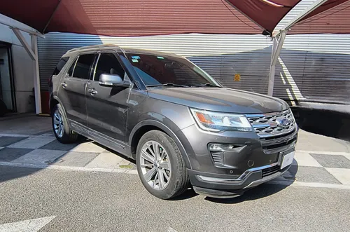 Ford Explorer 3.5 V6 Limited Sync 4x2 At