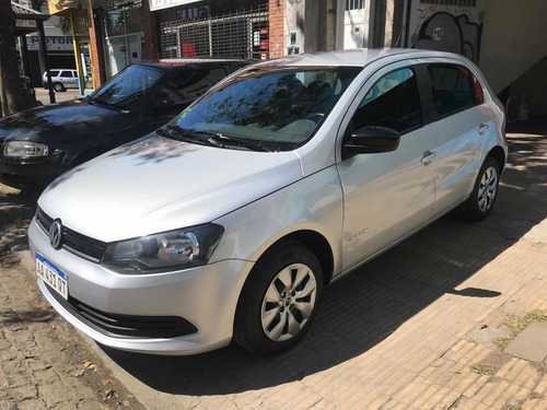 Imagen 1 de 10 de Volkswagen Gol Trend 2016 1.6 Sportline 101cv