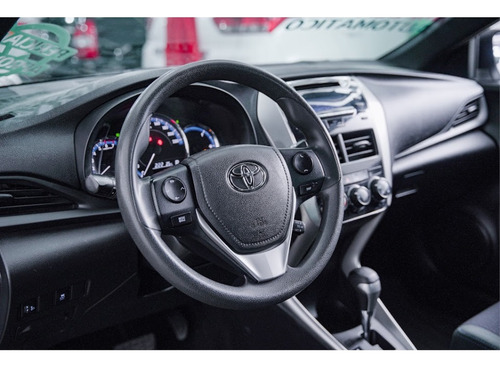 Toyota Yaris 1.3 16V FLEX XL MULTIDRIVE