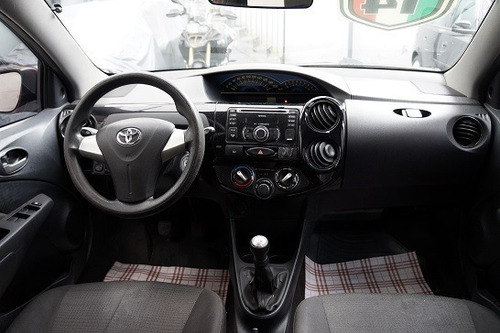 Imagem 15 de 21 de Toyota Etios Hatch X 1.3 Flex, Completo Com Laudo Aprovado