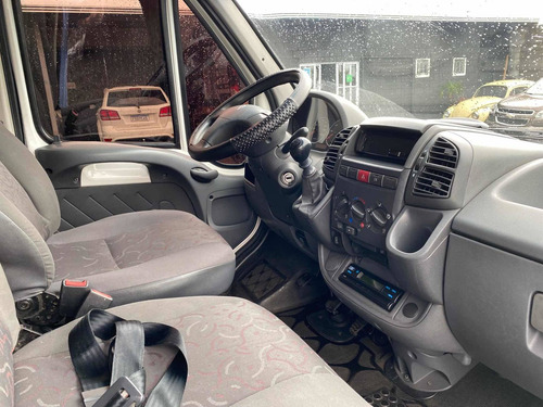 Imagem 11 de 15 de Peugeot Boxer Minibus 2012 2.3 Hdi 330m Médio 15l 5p