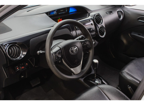 Toyota Etios 1.5 X PLUS SEDAN 16V FLEX 4P AUTOMÁTICO
