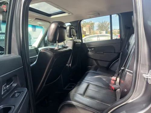 Jeep Liberty Sport 4x2 At