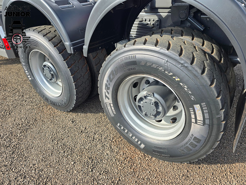 Volvo Vm 330 Ano 2020 Traçado Roll-on Roll-off Ano 2025