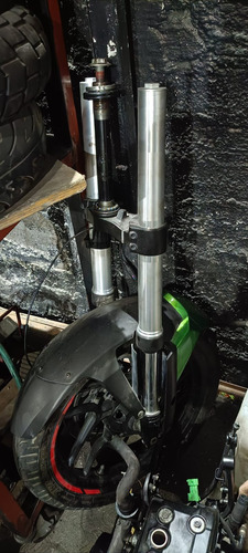 Par De Barras De Suspensión Con Caliper Dominar 400 Ug (Usado)