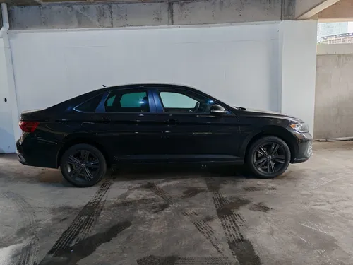 Volkswagen Jetta 2.5 Sportline Tiptronic At