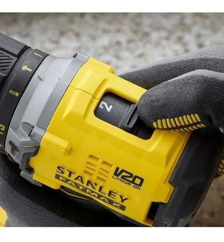 Taladro percutor Stanley SBD715C2K 13mm 20v brushless 2 baterías