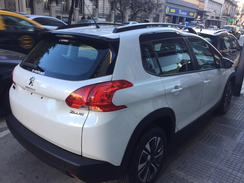Peugeot 2008 1.6 Thp Sport Gris Alum Y Rouge Rubi Walter