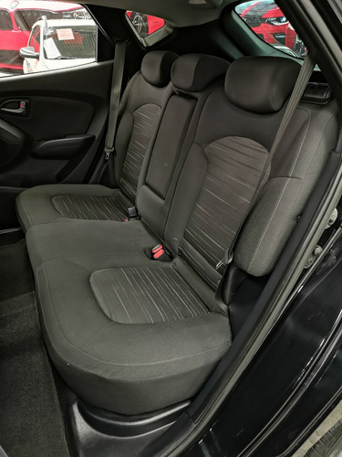 Imagen 10 de 15 de Hyundai Ix35 Gls 2015