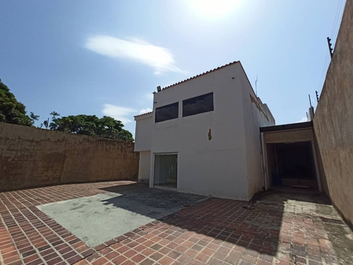 Imagen 16 de 17 de Gabriela Giron Vende Casa Comercial En La Viña, Valencia Foc-1065