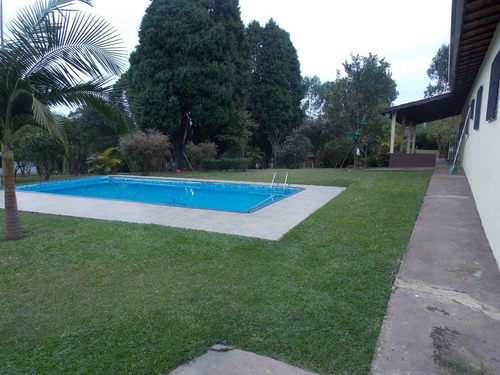 Imagem 6 de 14 de Ótima Chácara Para Lazer!!