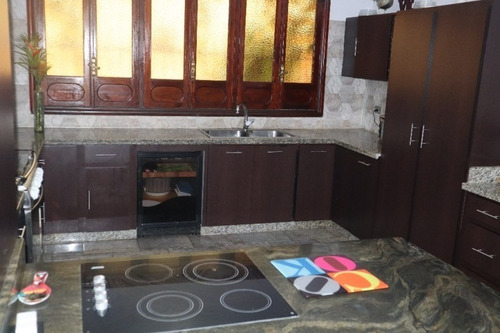 Imagen 6 de 9 de Casa En Venta En Urb. La Viña Valencia Cod: Foc-793