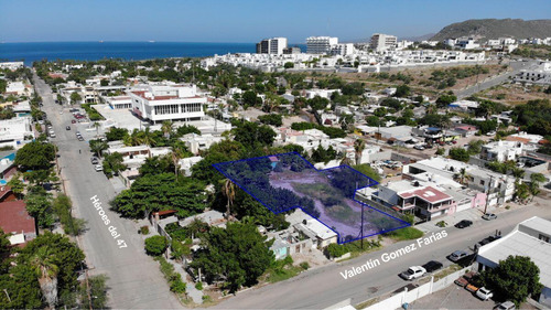 225 Valentin Gomez Farias, Huge Lot For Sale In Esterito