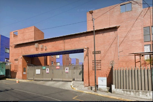 Venta De Departamento (80m2) Muy Cerca De Parque Tarango, Portal Centenario, Supervia Poniente, Db15r9