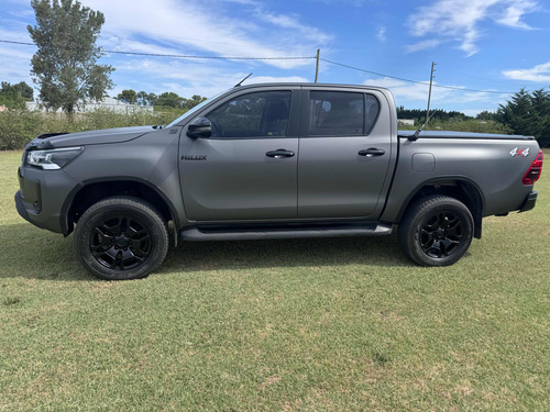 Toyota Hilux Pick-Up 2.8 Cd Srx 204Cv 4X4 At
