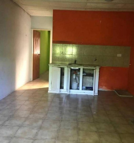 Imagen 6 de 9 de En Venta. Importante Propiedad Con Departamentos Y Locales.