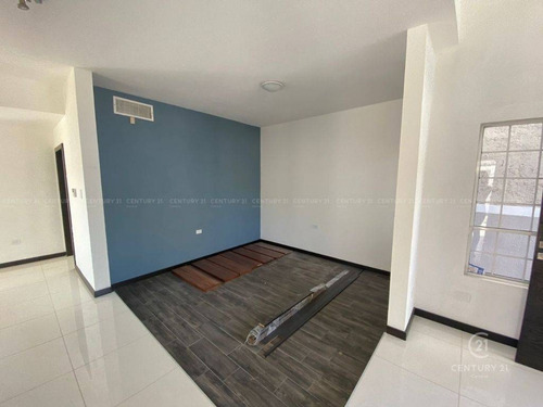 Imagen 4 de 18 de Casa En Venta En Cumbres Iv
