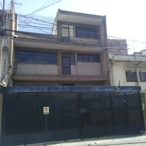 Edificio En Venta Urb.  Montecristo-grupo Inmobiliario Millenim-lf