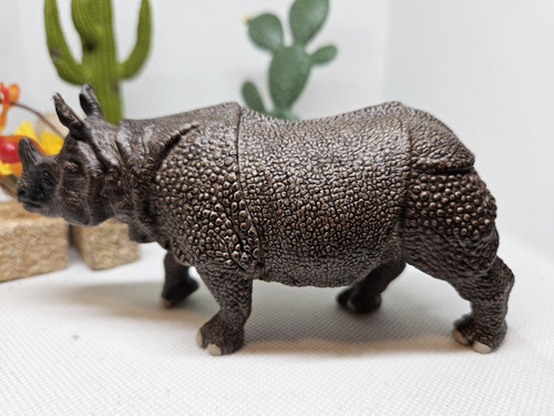 Figura Rinoceronte Juguete Colección  Plástico Decoración 