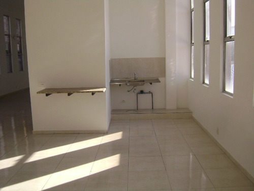 Imagem 3 de 10 de Excelente Local - 675