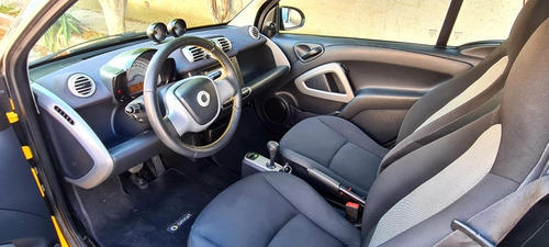 Imagen 11 de 15 de Smart Fortwo 2015 1.0 Coupe Black&white L3 At