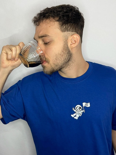 Imagem 4 de 8 de Camiseta Wayv Astronauta